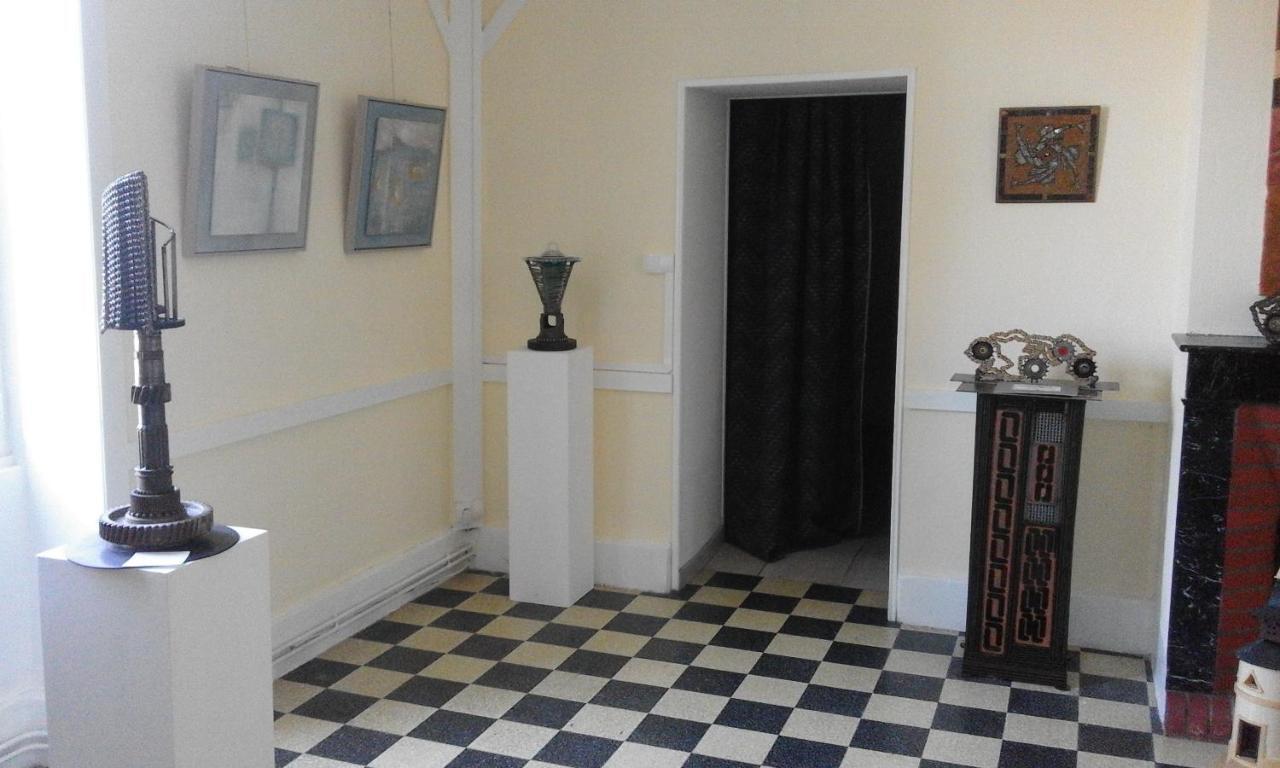 Le Jardin Du Controleur Apartman Valence  Kültér fotó